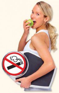 dejar de fumar sin engordar- mujer comiendo