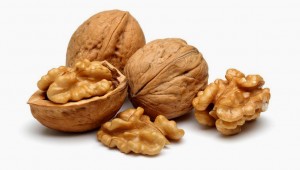 como-aliviar-el-reuma-nueces