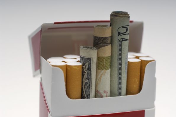 dejar-de-fumar-dinero